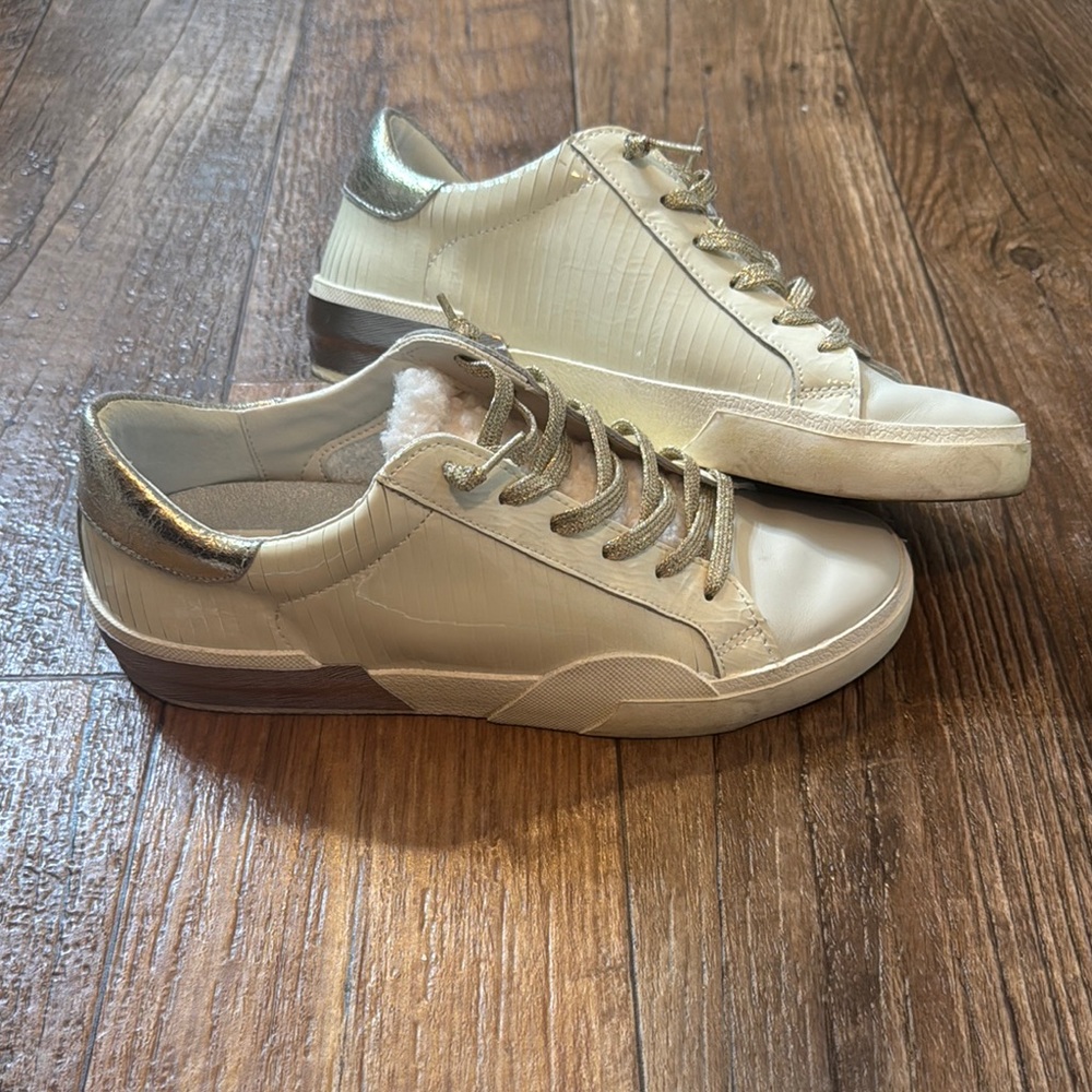 Dolce Vita Zina Plush Sneaker 8.5